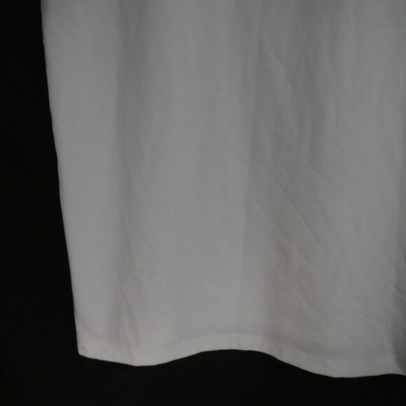 UNDER ARMOUR - Heat Gear | medium | White Tank Top With Silver Print - Picture 13 of 14